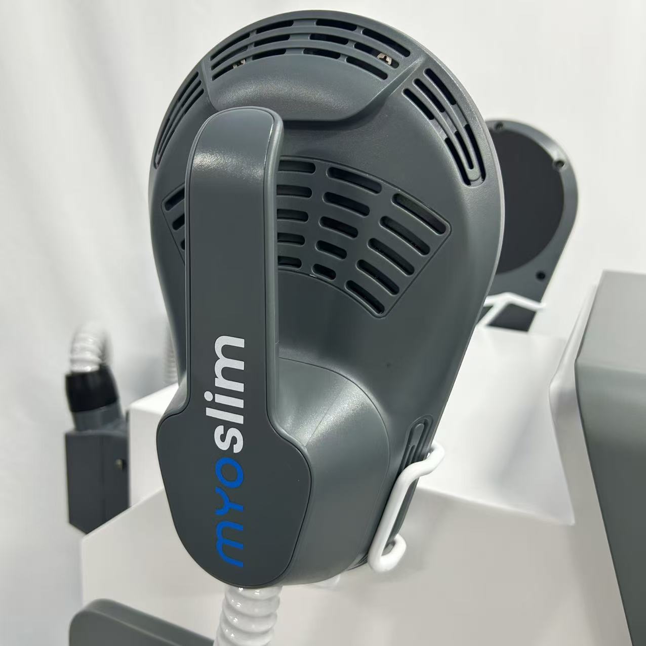 جهاز نحت الجسم الاحترافي بتقني - مراجعة Ems Muscle Stimulator Body وسعره